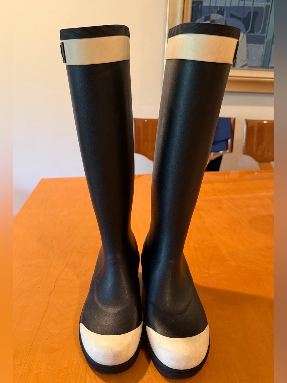 Chanel
2018 Interlocking CC Logo Rain Boots
Women's Size: 7 | IT 37